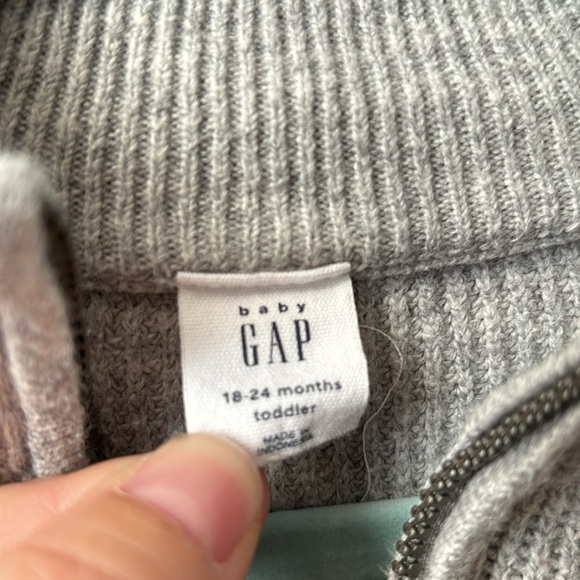 Baby Gap 1/2 Zip Seeater - Picture 3 of 4